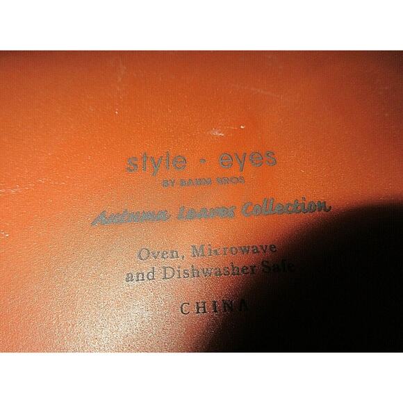 Style Eyes by Baum Bros "AUTUMN LEAVES Collection" 9 3/4 inch Round Pie TART Pan - Picture 3 of 4